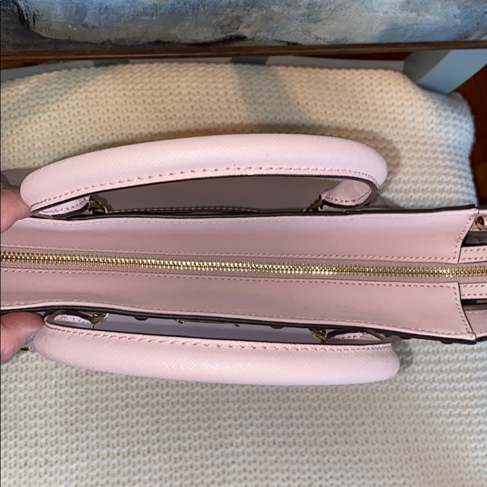 *SOLD*MICHAEL MICHAEL KORS Sandrine Stud Leather T - Picture 5 of 14